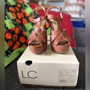 LC Lauren Conrad strappy sandals size 8